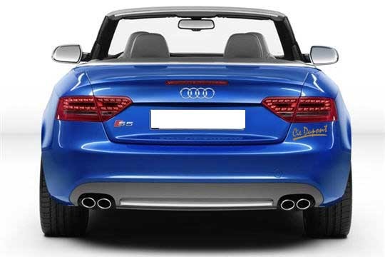 Signature automobile en lettrage adh&eacute;sif sur arri&egrave;re Audi